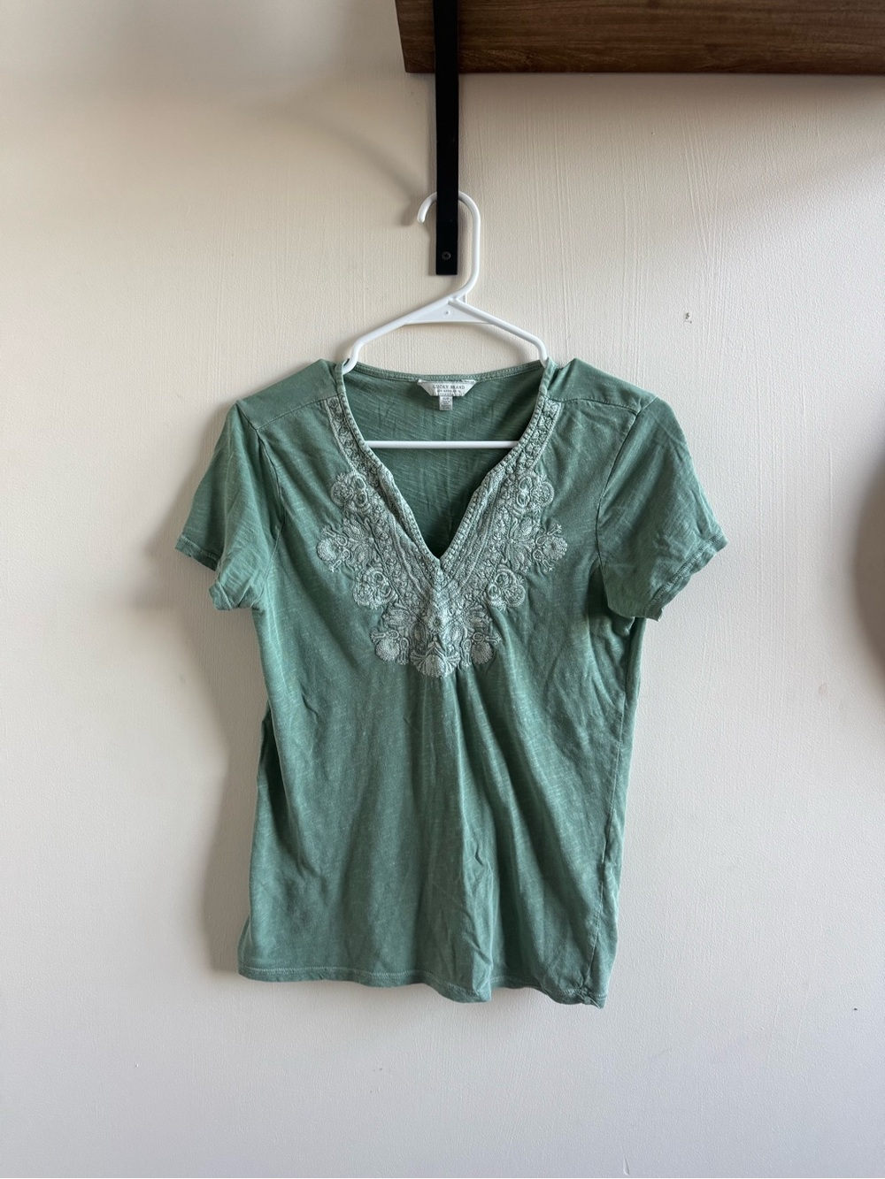Lucky Brand Sage Green Embroidered V-Neck Tee | Boho Cottagecore